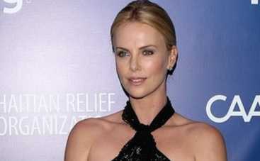 Шарлиз Терон утратила чувство стиля (ФОТО)