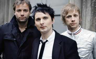 Muse представила новый видеоклип о психозе войны и любви