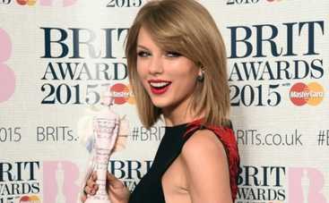 Тейлор Свифт: кошка певицы за секунду потратила  $40 млн. (ФОТО)