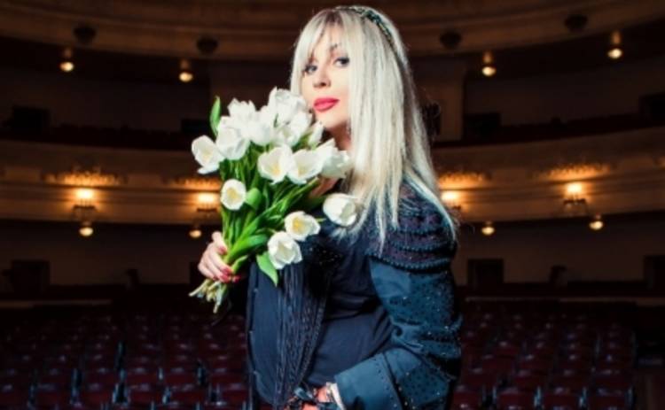 Ирину Билык короновали на концерте в Чернигове