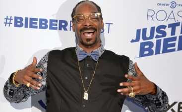 Snoop Dogg забьет и дунет по закону