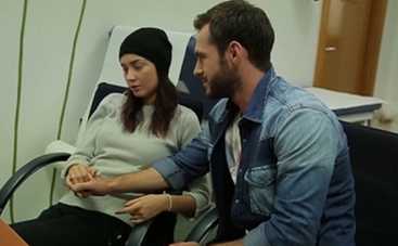 Холостяк 5: Сергей Мельник довел Лену до слез