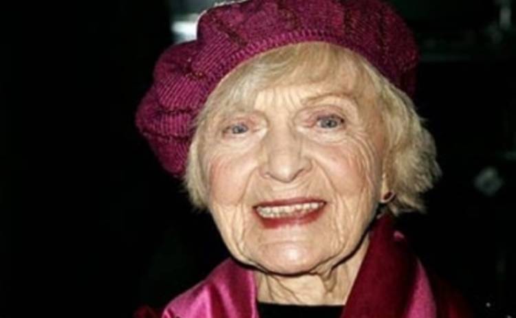Эллен Альбертини Дау умерла на 102-м году жизни