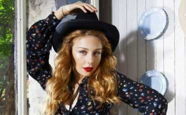 Тина Кароль устроила в Америке флешмоб в вышиванках