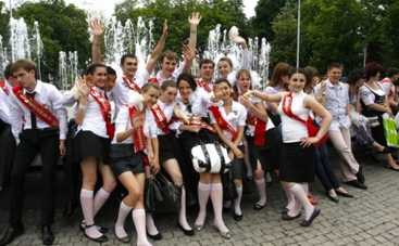 Последний звонок в Украине 2015: дата проведения