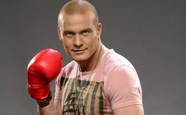 Один за всех: Вячеслав Узелков едва не избил героя программы (ВИДЕО)