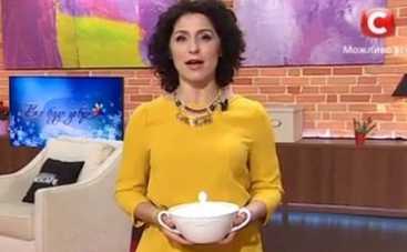 Летние рецепты: суп для поддержания фигуры от супермодели