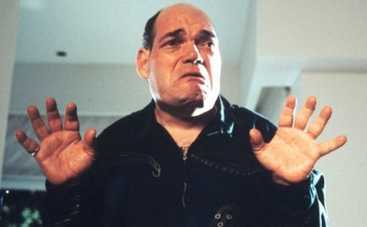 Актер Ирвин Кейес скончался от расстройства гипофиза