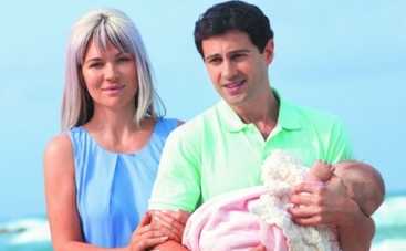 Антон и Виктория Макарские решили усыновить ребенка