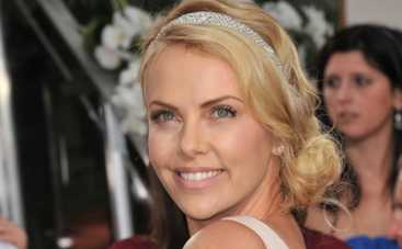 Шарлиз Терон удочерила малышку