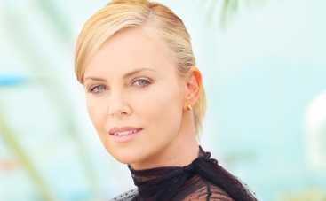 Шарлиз Терон планирует стать многодетной мамашей