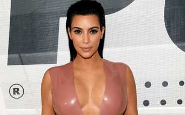 Ким Кардашьян потратит $100 тысяч на пластику после родов