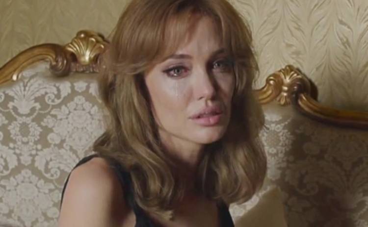 Анджелина Джоли и Брэд Питт представили первый трейлер фильма Лазурный берег (ВИДЕО)