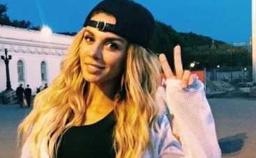 Анна Седокова снова опубликовала пикантный снимок