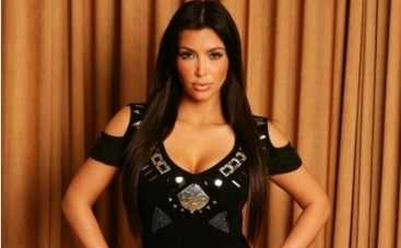 Ким Кардашьян сняла с себя все: "нюлфи" актрисы взбудоражило Twitter (ФОТО)