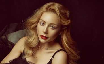 Тина Кароль "рекламирует" спрей для похудения