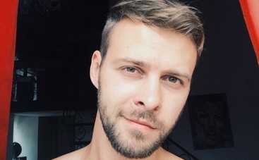 Макс Барских похвастался обнаженным торсом (ФОТО)