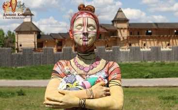 Куда пойти в Киеве 29 августа – 30 августа: пикник на крыше, этно-парад росписи тела и прогулка на теплоходе по Киевскому морю