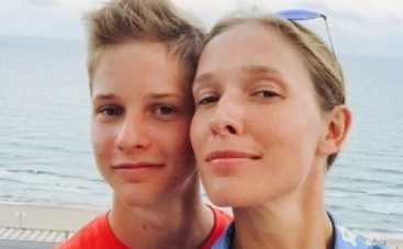 Катя Осадчая отправила сына в школу в седьмой раз (ФОТО)