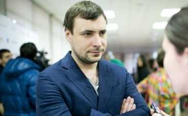Евгений Цыганов стал отцом-героином в бегах
