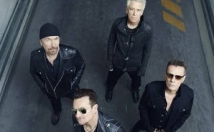Теракт в Париже: Группа U2 отменила концерт в Париже из-за терактов