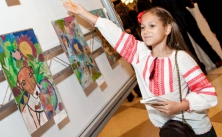 Вера. Надежда. Любовь: в Нью-Йорке открылась выставка рисунков украинских детей (ФОТО)