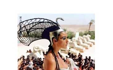 Правила макияжа: как убрать второй подбородок