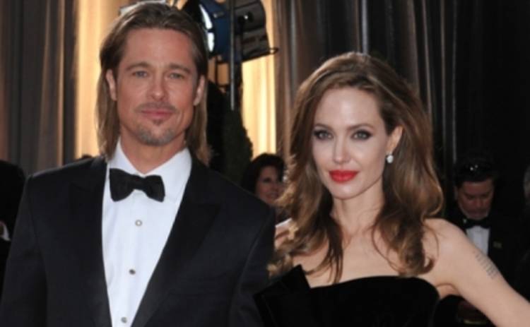 Анджелина Джоли и Брэд Питт не уследили за сыном на отдыхе (ФОТО)