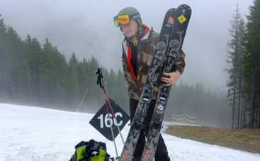 Дмитрий Комаров рассказал, куда бы поехал кататься на лыжах в Украине