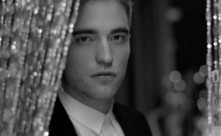 Роберт Паттинсон снялся в очередной рекламе Dior (ВИДЕО)