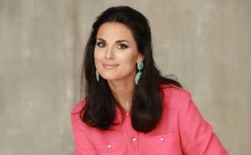 Маша Ефросинина прячет свитер под бельём (ФОТО)