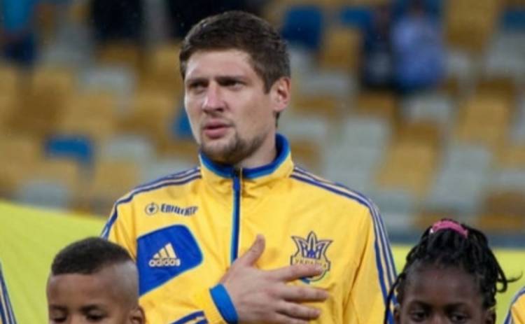 Форвард сборной Украины продолжит карьеру в России
