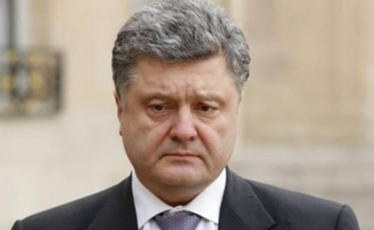 8 марта: Петр Порошенко поздравил украинок с праздником (ВИДЕО)