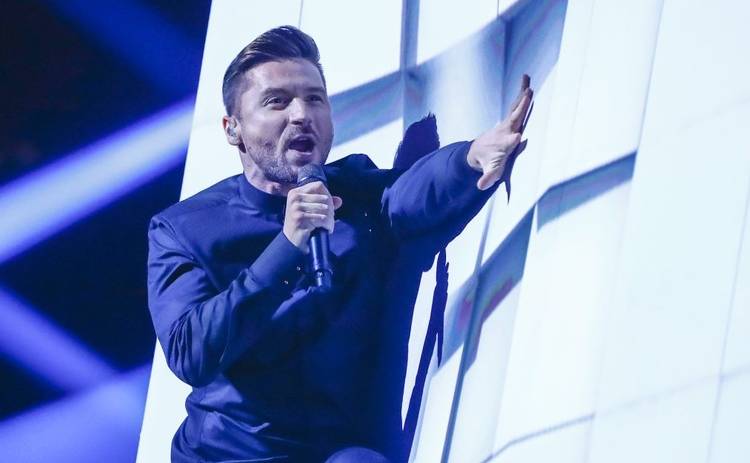 По стопам Евровидения: отказ от Лазарева и мужские поцелуи Нидерландов