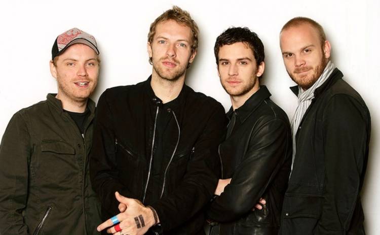 Coldplay выпустили сюрреалистический клип, который бьет рекорды в Сети