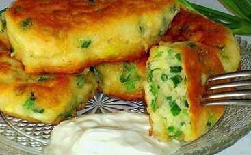Пирожки с яйцом и зелёным луком (рецепт)