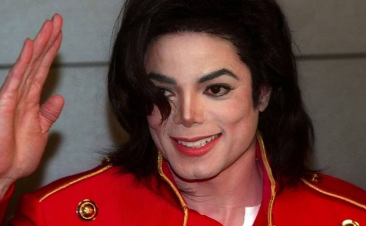 Перед смертью Майкл Джексон хотел жениться на ребенке