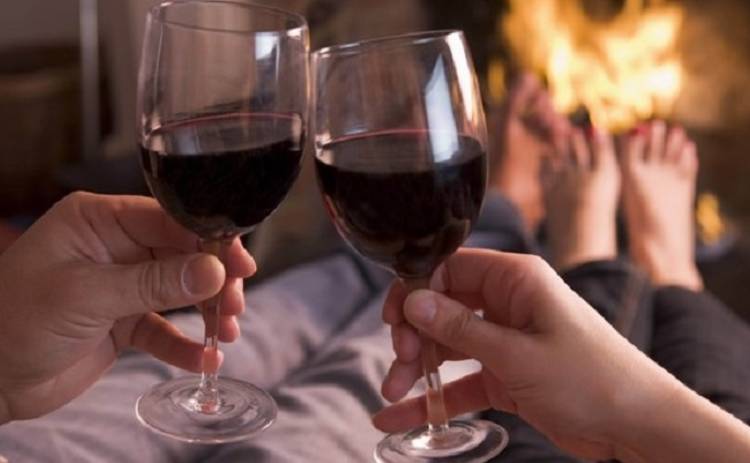 Оказывается, совместный алкоголизм укрепляет брак