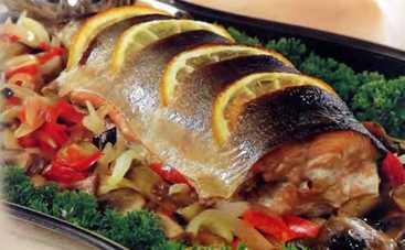 Рыба в фольге с овощами (рецепт)