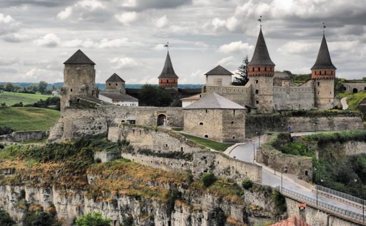 Украина великая: Каменец-Подольская крепость (фото)