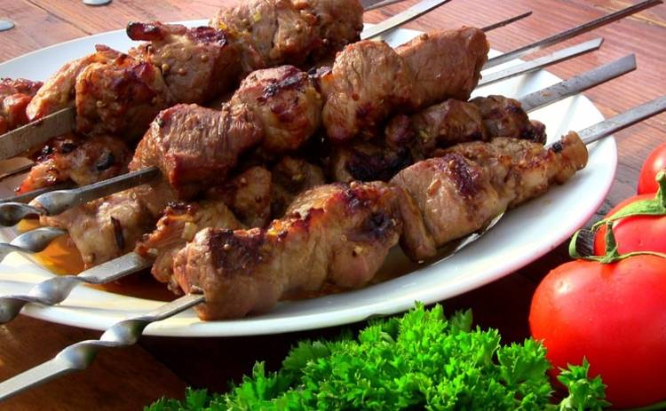 Все буде смачно: Микаэль Ароян научит готовить шашлык из баранины (эфир от 20.08.2016)