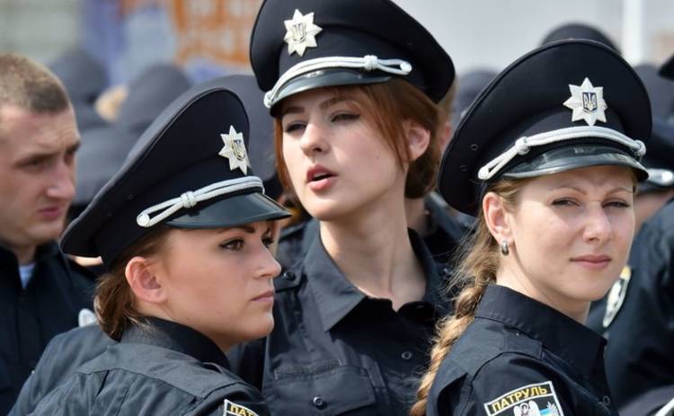 В Украине появились школьные офицеры
