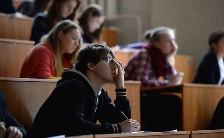 Украинские студенты станут богаче на полмиллиарда