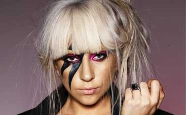 Леди Гага творит в сауне невероятные вещи (фото)