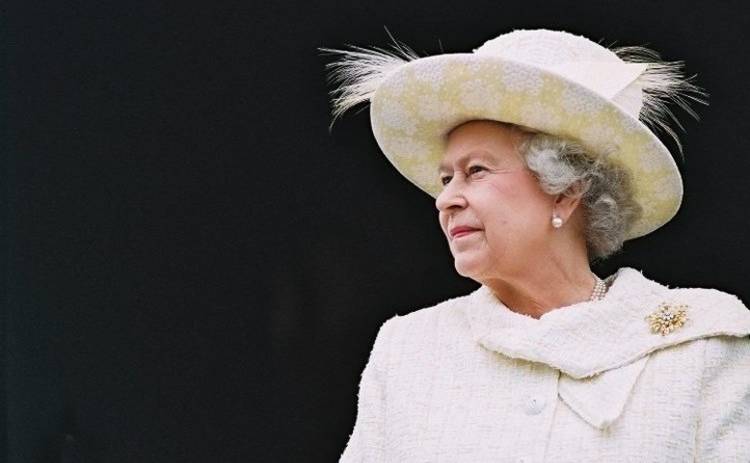 Королева Британии потеряла правнука