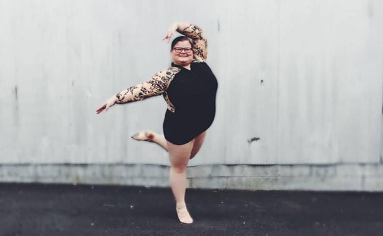 15-летняя пышнотелая балерина покоряет Интернет (фото)
