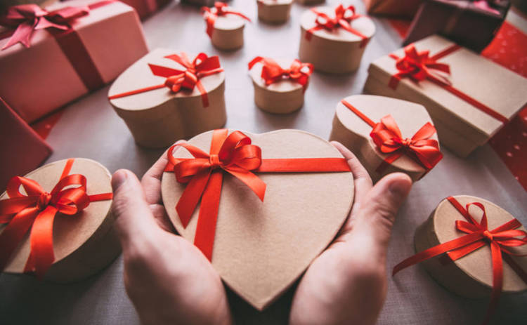 День святого Валентина: самые необычные подарки любимым