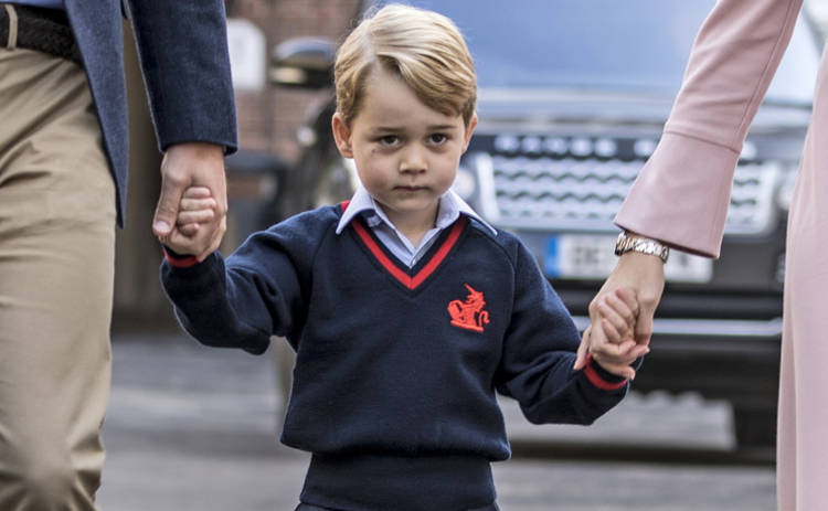 Почему принц Джордж пошел в первый класс без мамы?