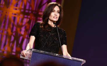 Анджелину Джоли заподозрили в страшной болезни