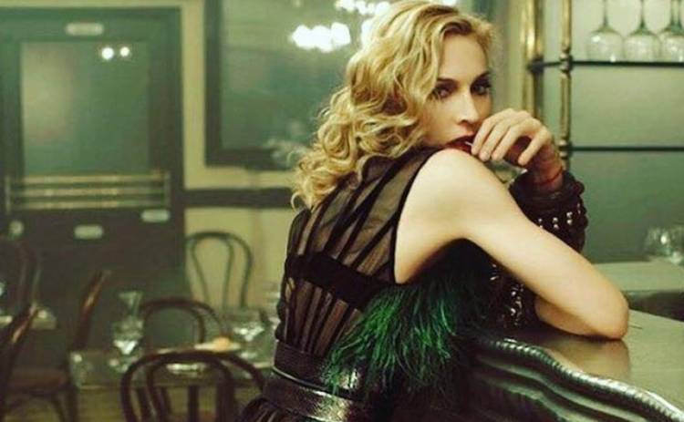 Пьяная Мадонна записала провокационное видео